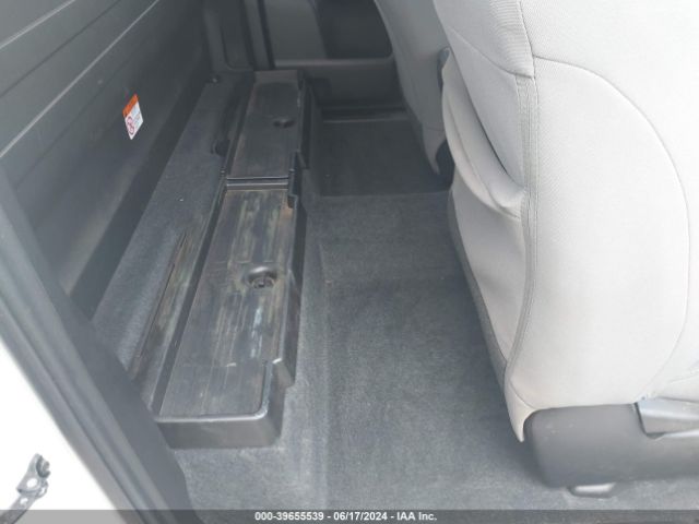 3TYRX5GN3LT004048 Toyota Tacoma Sr