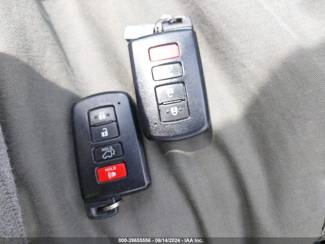 Toyota Rav4 Limited 2018 2T3DFREV6JW728959 Image 11