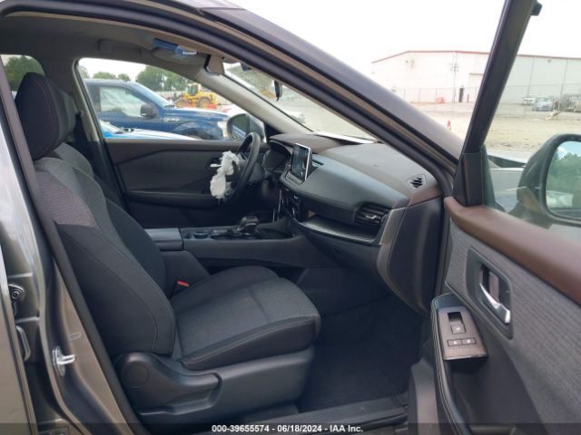 5N1BT3BB4NC726090 Nissan Rogue Sv Intelligent Awd