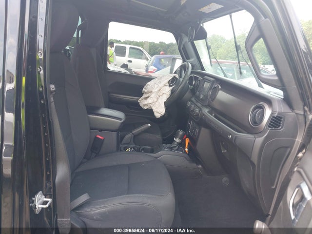 1C4HJXDN1LW110183 Jeep Wrangler Unlimited Sport 4x4