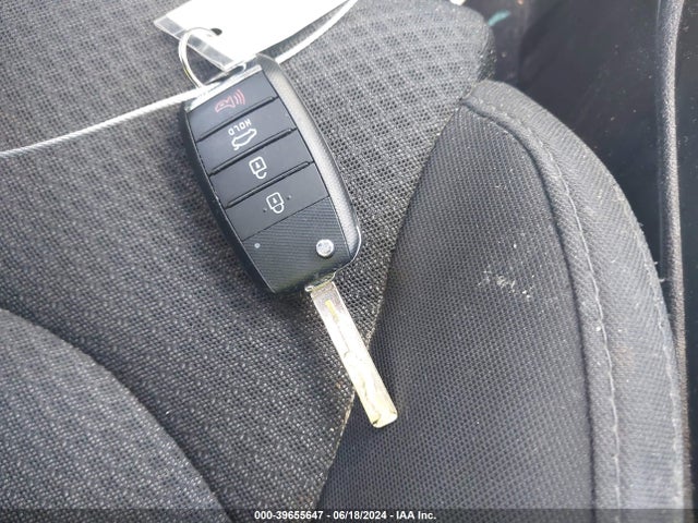 KIA Optima Lx 2016 5XXGT4L30GG112910 Image 11