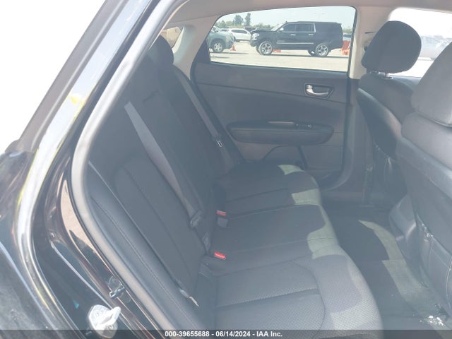 KIA Optima Lx 2018 5XXGT4L34JG258251 Image 8