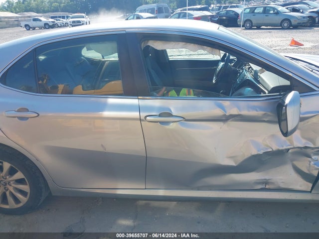 Toyota CAMRY LE 2018 4T1B11HK4JU580621 Image 13