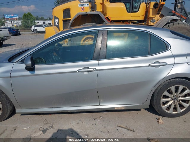 Toyota CAMRY LE 2018 4T1B11HK4JU580621 Image 14