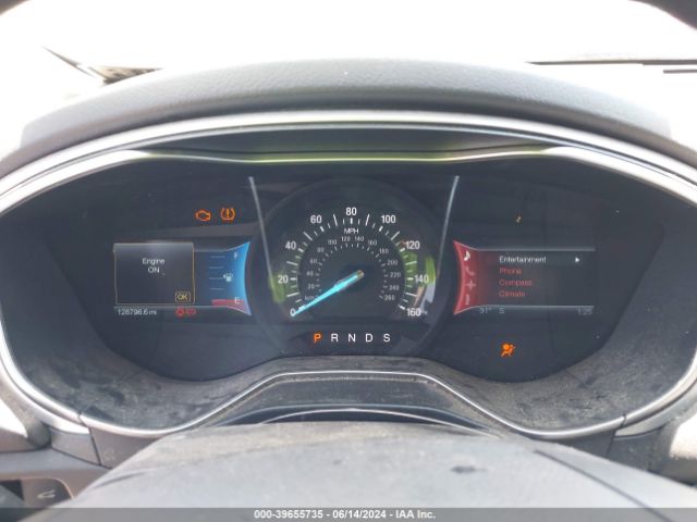 1FA6P0H7XE5403992 Ford FUSION SE