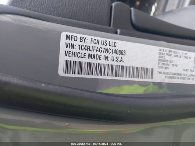 1C4RJFAG7NC140863 Jeep Grand Cherokee Wk Laredo X 4x4