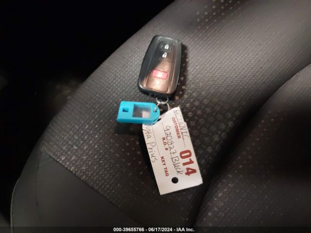 JTDL9MFU2N3038971 Toyota Prius Le Awd-e