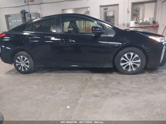 JTDL9MFU2N3038971 Toyota Prius Le Awd-e