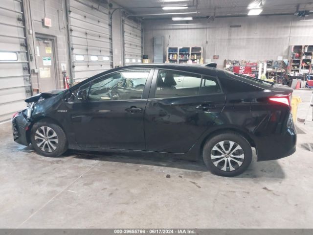 JTDL9MFU2N3038971 Toyota Prius Le Awd-e
