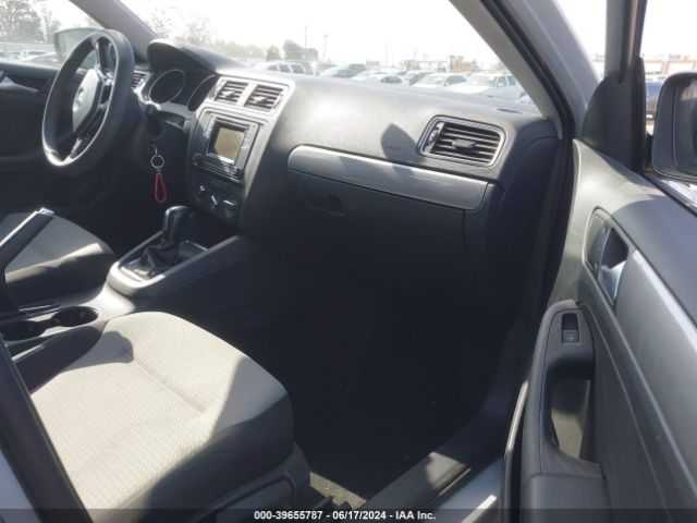 3VW2B7AJ3HM316890 Volkswagen Jetta 1.4t S