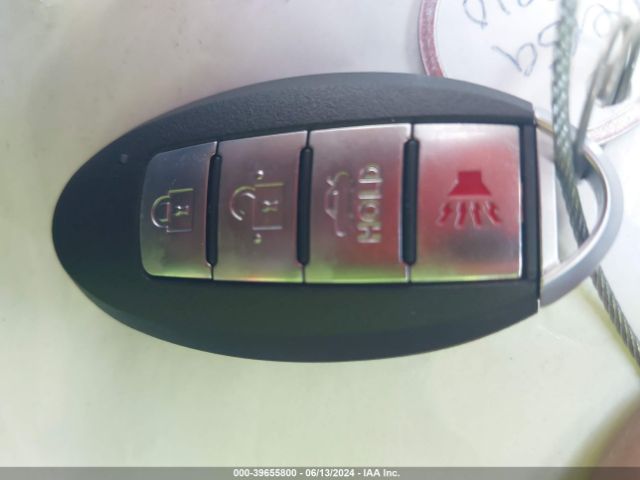 3N1CN8FV2ML872210 Nissan Versa Sr Xtronic Cvt