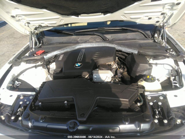 WBA3C3C55FP664174 BMW 320i Xdrive