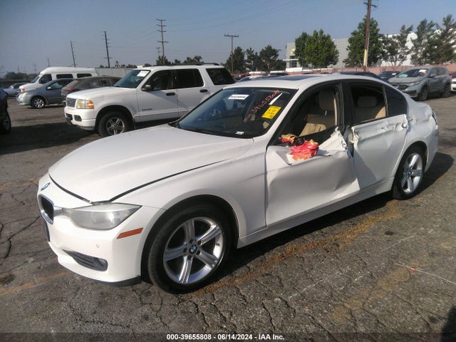 BMW 320i Xdrive 2015 WBA3C3C55FP664174 Image 2