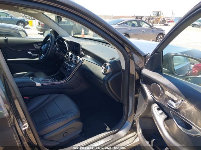 W1N0G8DB9MV310901 Mercedes-Benz Glc 300 Suv