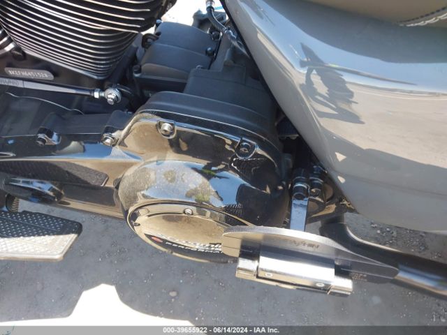 2022 HARLEY-DAVIDSON FLHTK 1HD1KEF15NB645152 Photo 8
