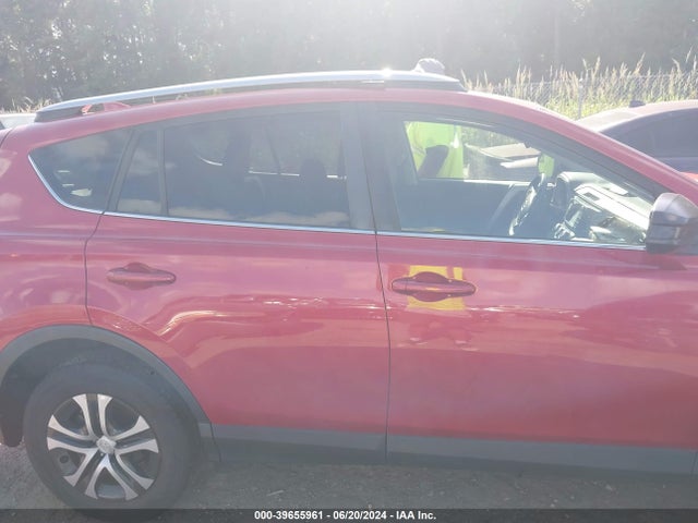 Toyota RAV4 LE 2017 JTMBFREV8HJ172718 Image 13