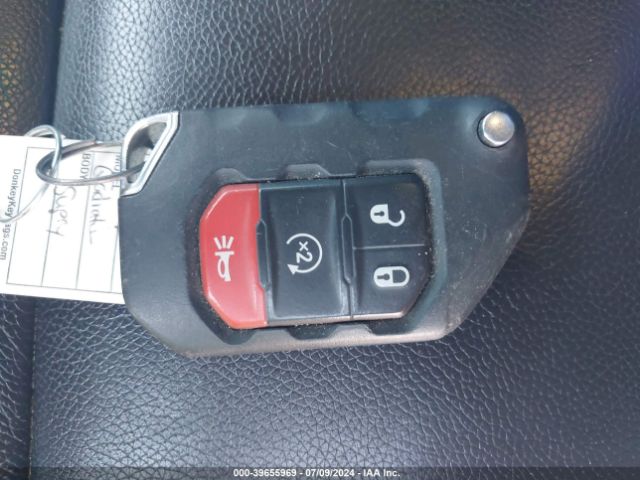 1C6HJTAG9LL156786 Jeep Gladiator Sport S 4x4