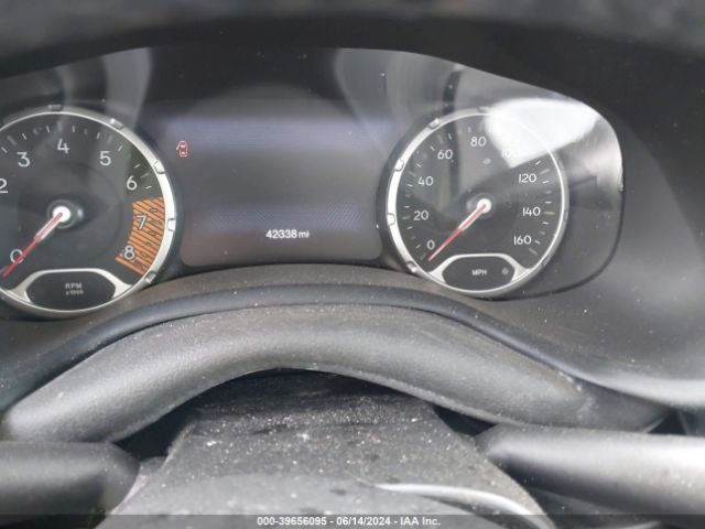 ZACNJDD11NPN50822 Jeep Renegade Limited 4x4