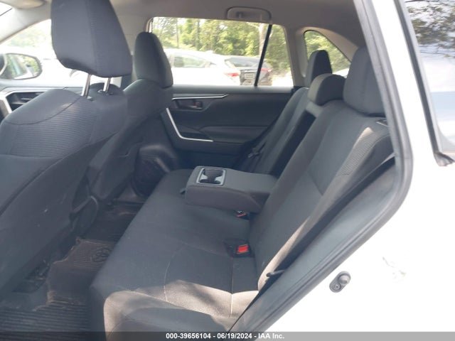 Toyota RAV4 LE 2020 2T3F1RFV1LW135745 Image 8
