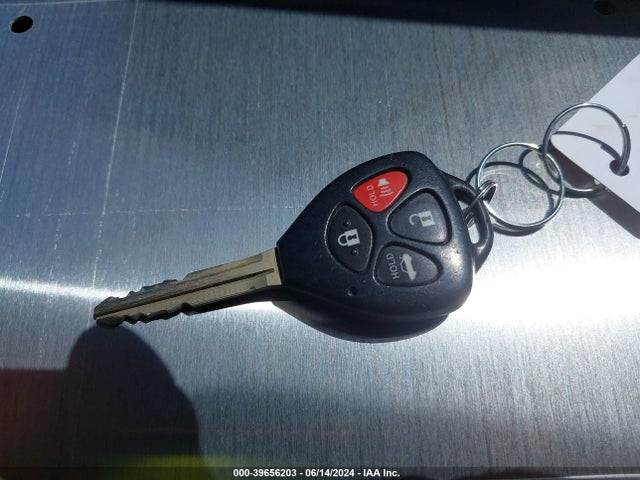39656203 :رقم المزاد ، 4T1BF3EK8BU652486 vin ، 2011 Toyota Camry Le مزاد بيع