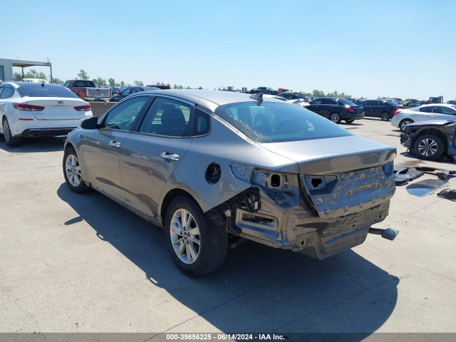 KIA Optima Lx 2018 5XXGT4L35JG209561 Image 3