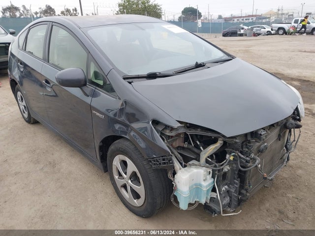 Toyota Prius Two 2014 JTDKN3DU2E1811096 Image 6