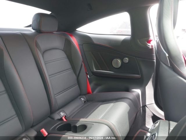 WDDWJ6EB3KF817487 Mercedes-Benz Amg C 43 4matic
