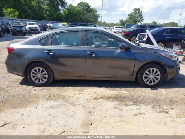 3KPF24AD8ME320144 KIA FORTE FE