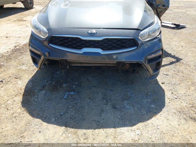 3KPF24AD8ME320144 KIA FORTE FE