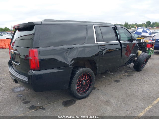 Chevrolet Suburban Lt 2018 1GNSKHKC8JR368214 Image 4
