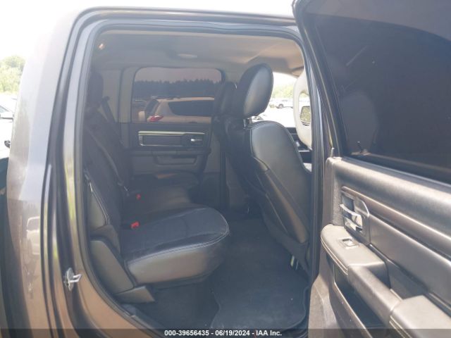 1C6RR6UT1ES184324 RAM 1500 Sport