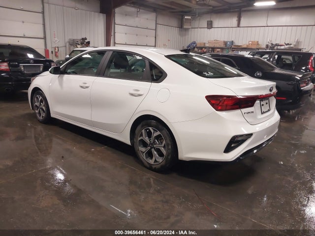 KIA Forte Lxs 2021 3KPF24AD3ME296173 Image 3