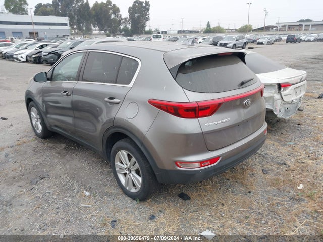 KIA Sportage Lx 2018 KNDPM3ACXJ7484684 Image 3