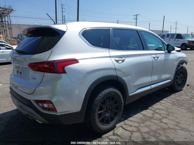5NMS2CADXKH095966 Hyundai Santa Fe Se