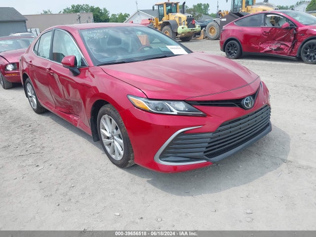 Toyota CAMRY LE 2024 4T1C11BK9RU127586 zdjęcie główne
