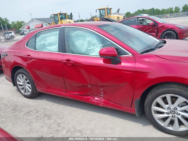 Toyota CAMRY LE 2024 4T1C11BK9RU127586 Image 13