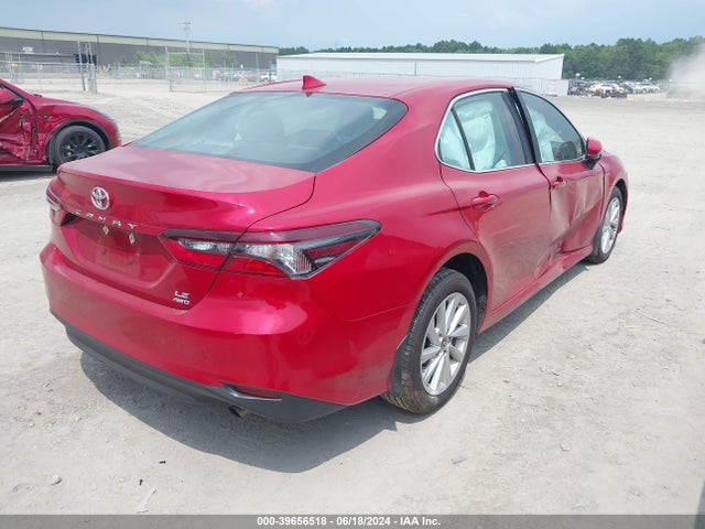 Toyota CAMRY LE 2024 4T1C11BK9RU127586 Image 4