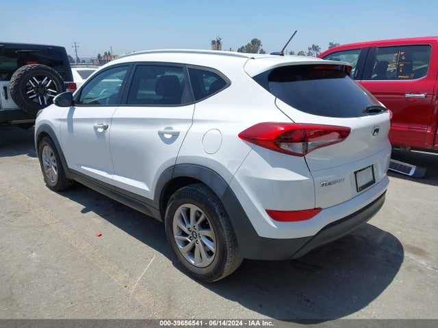 Hyundai TUCSON SE 2016 KM8J33A49GU113832 Image 3