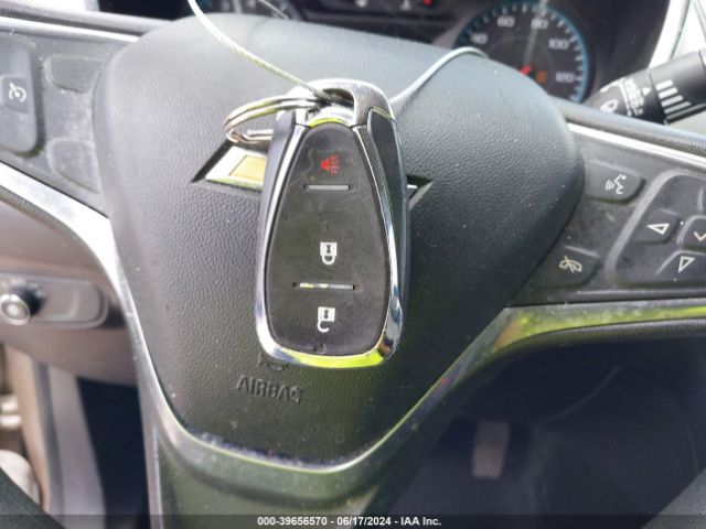 2GNAXHEV9J6270394 Chevrolet EQUINOX LS
