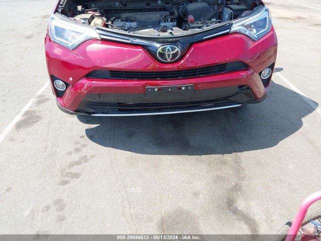 Toyota Rav4 Limited 2018 JTMDFREV9JD250985 Image 22