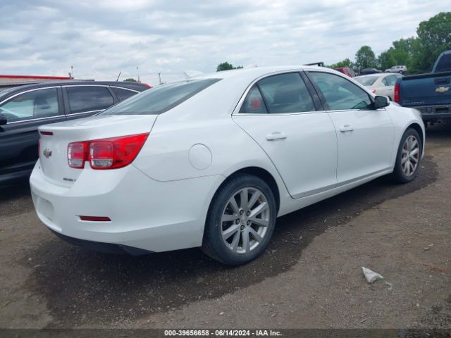 1G11D5SL1FU115018 Chevrolet MALIBU 2LT