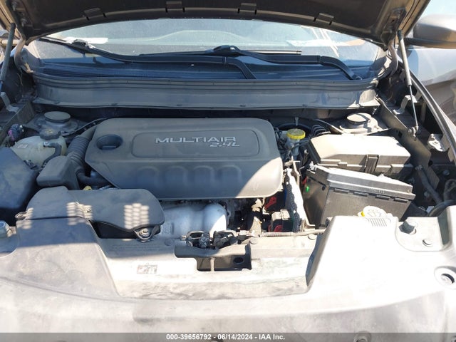 1C4PJMCB2JD533221 Jeep Cherokee Latitude 4x4
