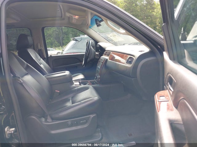 1GNSKCE01ER204264 Chevrolet Tahoe Ltz