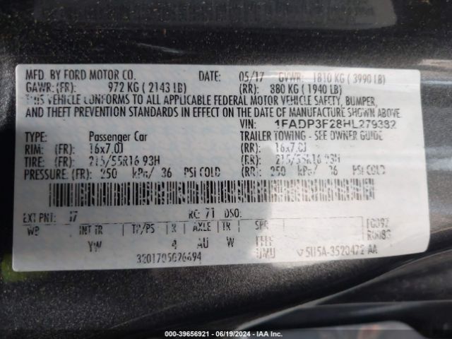 1FADP3F28HL279382 Ford FOCUS SE