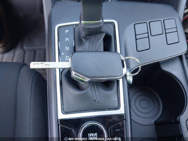KNDPU3AF9P7197999 KIA Sportage Lx