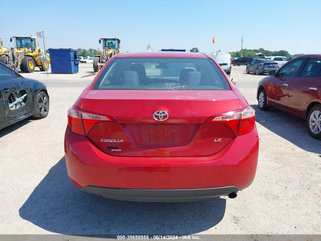 Toyota COROLLA LE 2018 5YFBURHE4JP818761 Image 16