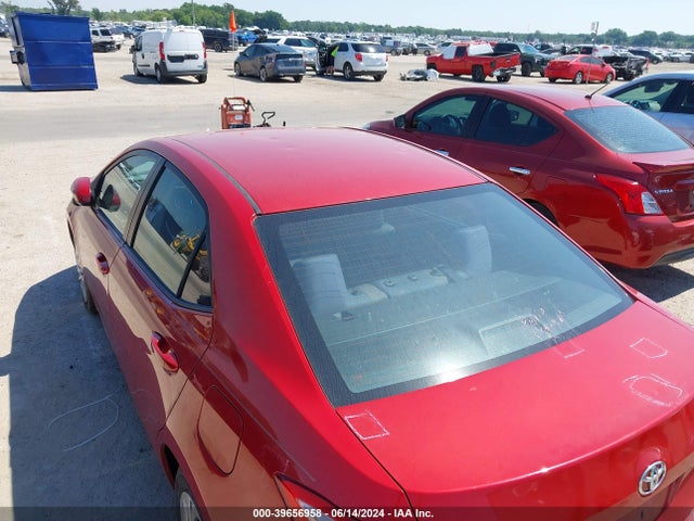 Toyota COROLLA LE 2018 5YFBURHE4JP818761 Image 17