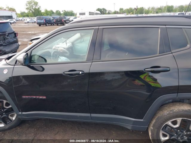 3C4NJDDB2JT169043 Jeep Compass Trailhawk 4x4