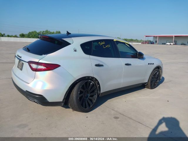 ZN661XUA0JX279038 Maserati Levante