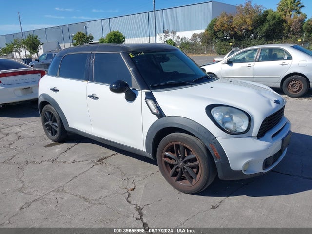 2011 MINI COOPER S COUNTRYMAN WMWZC3C50BWM26016 Photo 0
